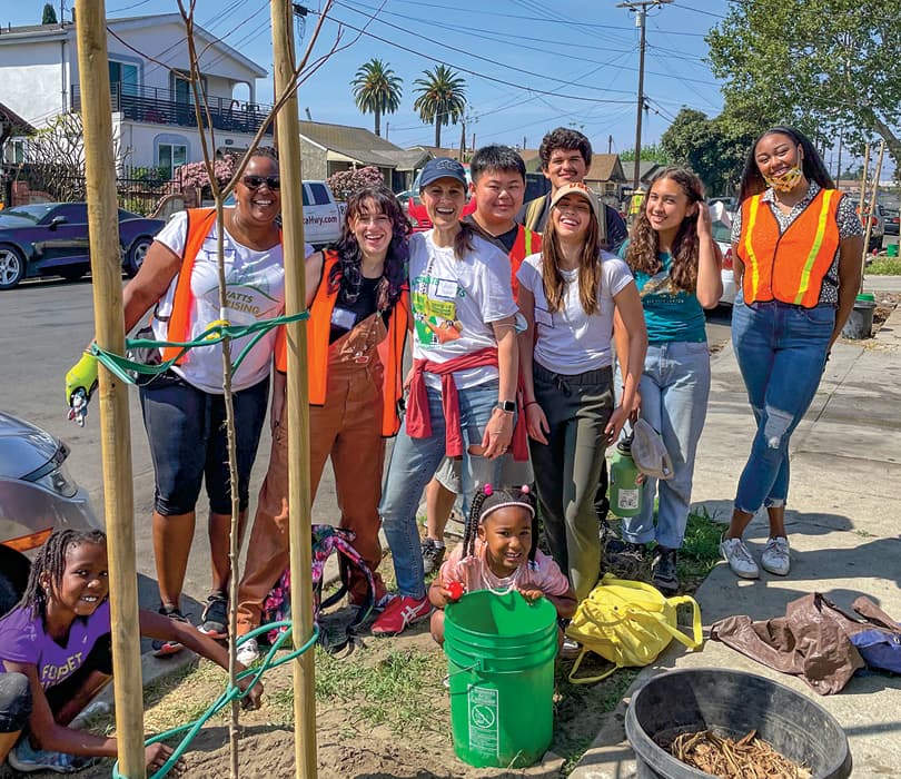 Photo of climate change volunteers doing community service